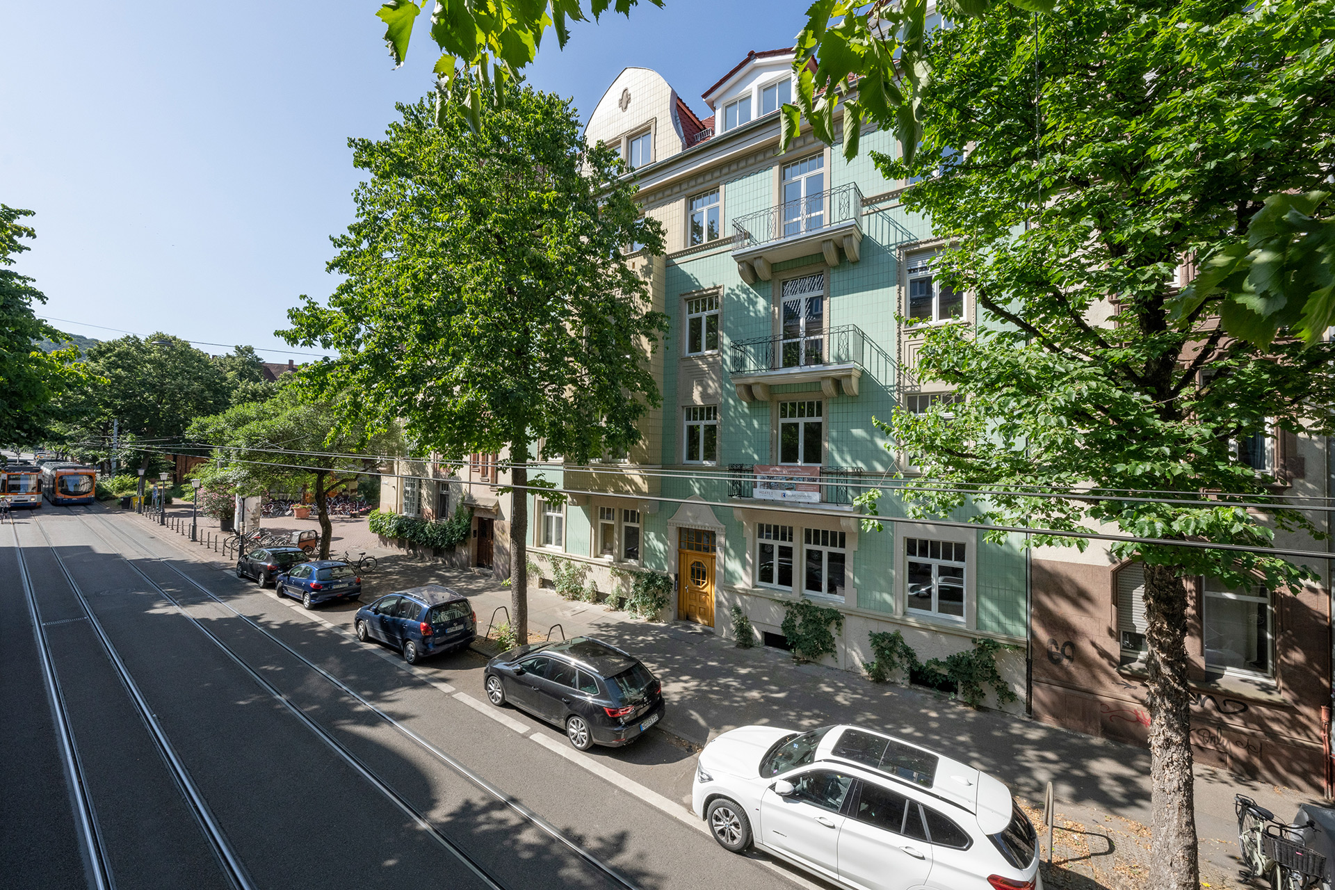Schillerstraße 16